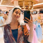 Putri Marino Instagram - Terlalu banyak kaca bertebaran di seoul.