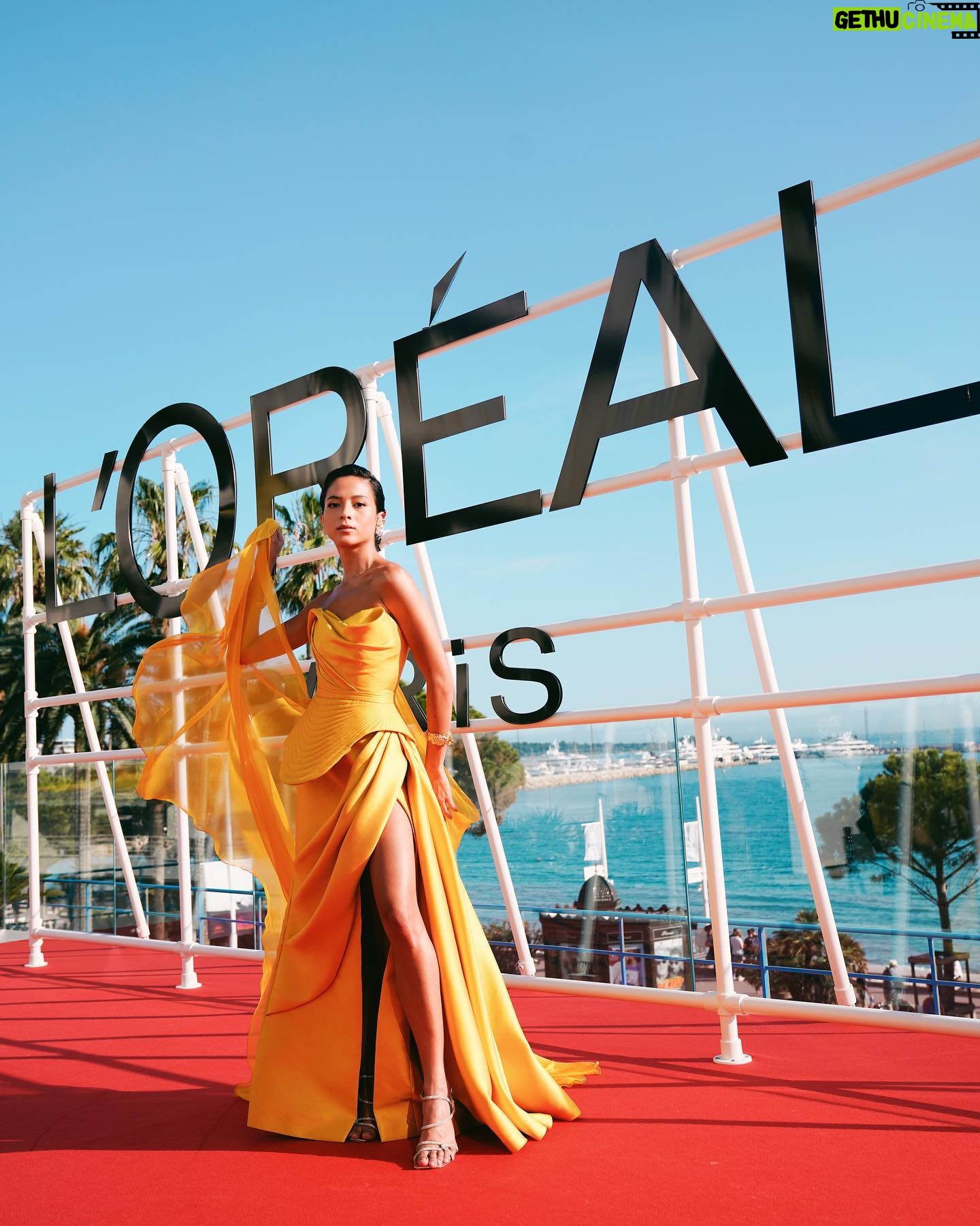 Putri Marino Instagram - The family i cherish deeply @lorealparis 💜 #Lorealpariscannesid #walkyourworth