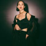 Putri Marino Instagram - 😎 @lorealparis Styled by @hagaipakan @hiantjen @tuloladesigns Make up @vagueskin Hair @yezhadjohair Photo @yestianovira