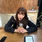Pyo Ye-jin Instagram - 나랑 놀아주는 귀요미들😛