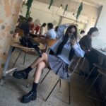 Qri Instagram – 한남동 vibe☕️🎧🎶💨