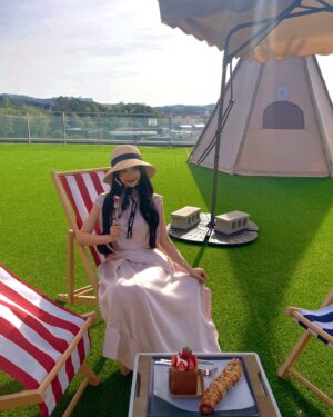 Qri Instagram - 𝚜𝚠𝚎𝚎𝚝 𝚍𝚊𝚢 🍓☁️🍃🛖