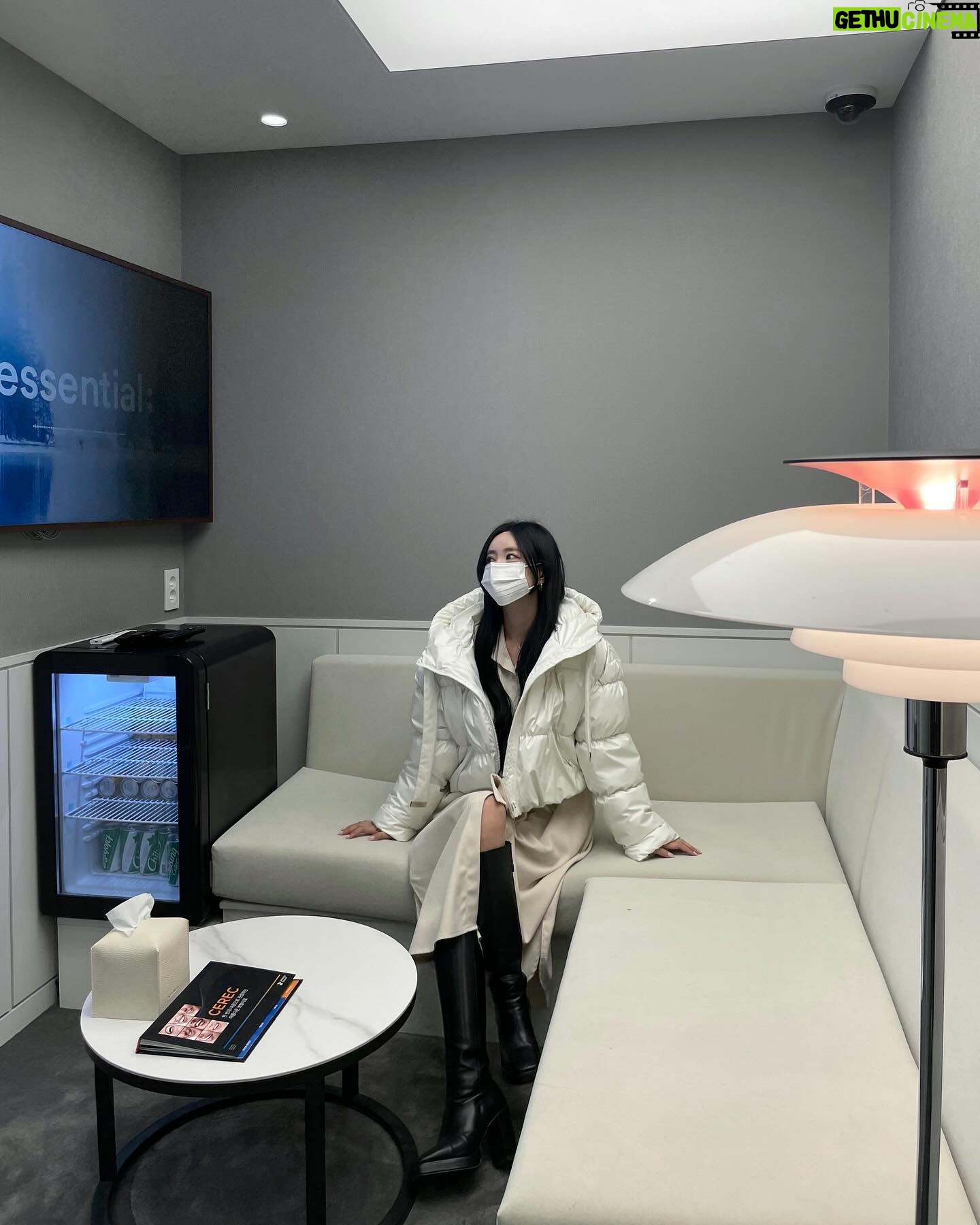 Qri Instagram - @lucid_dental_clinic π¦·β¨ κ°λ¨ 루μλμμ νλλ μ μνκ² μ€μΌμΌλ§ λ°μμ΄μ :) μ λ€μμ μμ₯λ λμ°μμ£ μγ°οΈ νμΈμ πμμΈνΉλ³μ κ°λ¨κ΅¬ λ
Όνλ‘111κΈΈ 3, 1μΈ΅ μΈμ£Όμ 2λ² μΆκ΅¬ λ°λ‘ μ 건물 #루μλμΉκ³Ό
