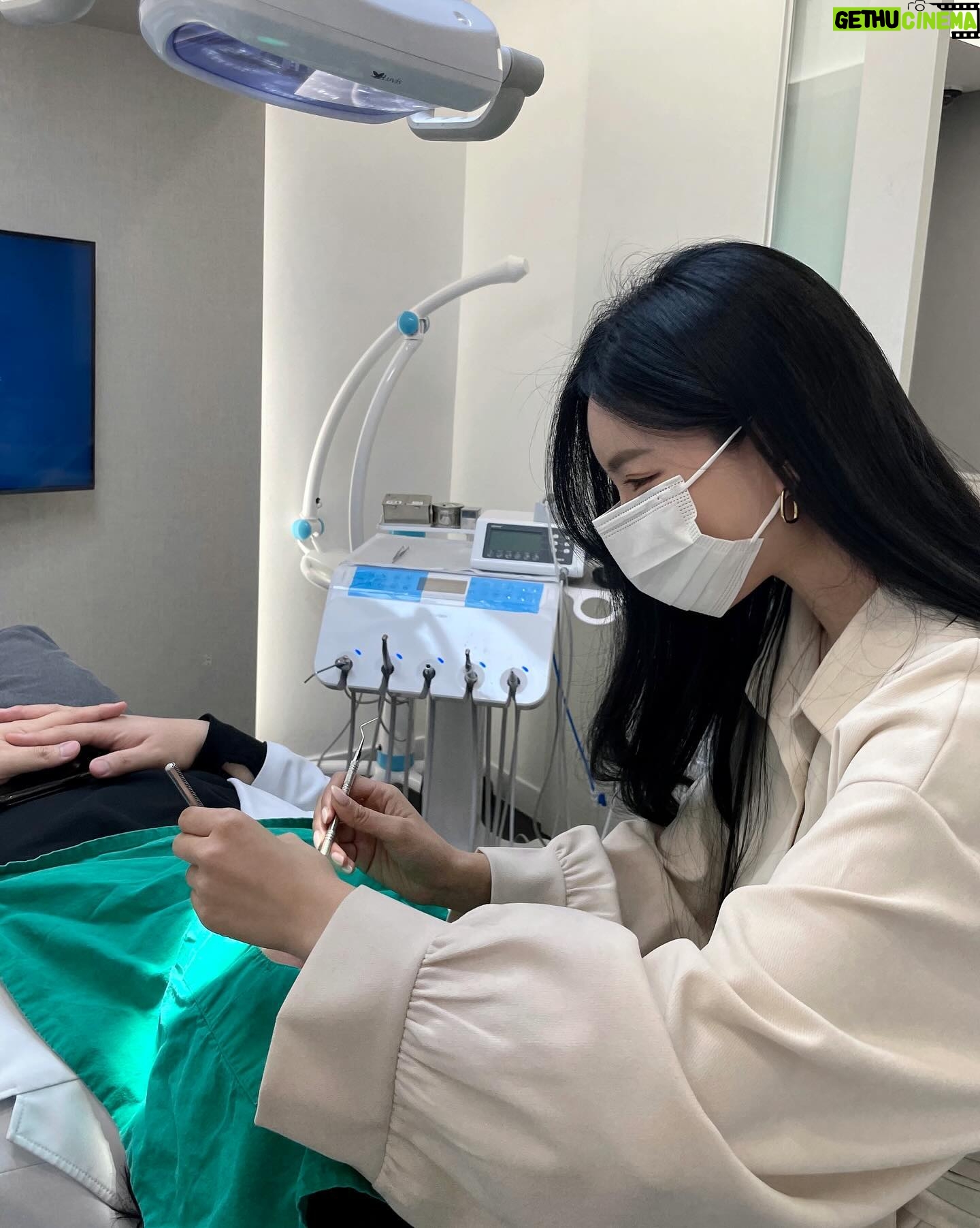 Qri Instagram - @lucid_dental_clinic π¦·β¨ κ°λ¨ 루μλμμ νλλ μ μνκ² μ€μΌμΌλ§ λ°μμ΄μ :) μ λ€μμ μμ₯λ λμ°μμ£ μγ°οΈ νμΈμ πμμΈνΉλ³μ κ°λ¨κ΅¬ λ
Όνλ‘111κΈΈ 3, 1μΈ΅ μΈμ£Όμ 2λ² μΆκ΅¬ λ°λ‘ μ 건물 #루μλμΉκ³Ό