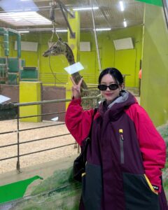 Qri Instagram - When I go to the zoo ⁎⁺˳🐆🐢🦒