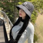 Qri Instagram - 큐리 pick! 블랙&화이트요🖤🤍