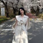 Qri Instagram – @cahiers_official 
벚꽃보다 더 벚꽃 같은 ゚゚゚̥̥̊ ✧₊ ❀🧥❀ ゚゚゚̥̥̊ ✧₊ 

#까이에 #cahiers #디자이너브랜드 #디자이너브랜드까이에
#봄트렌치코트 #2024sscollection #슬릿소매 #벚꽃놀이룩