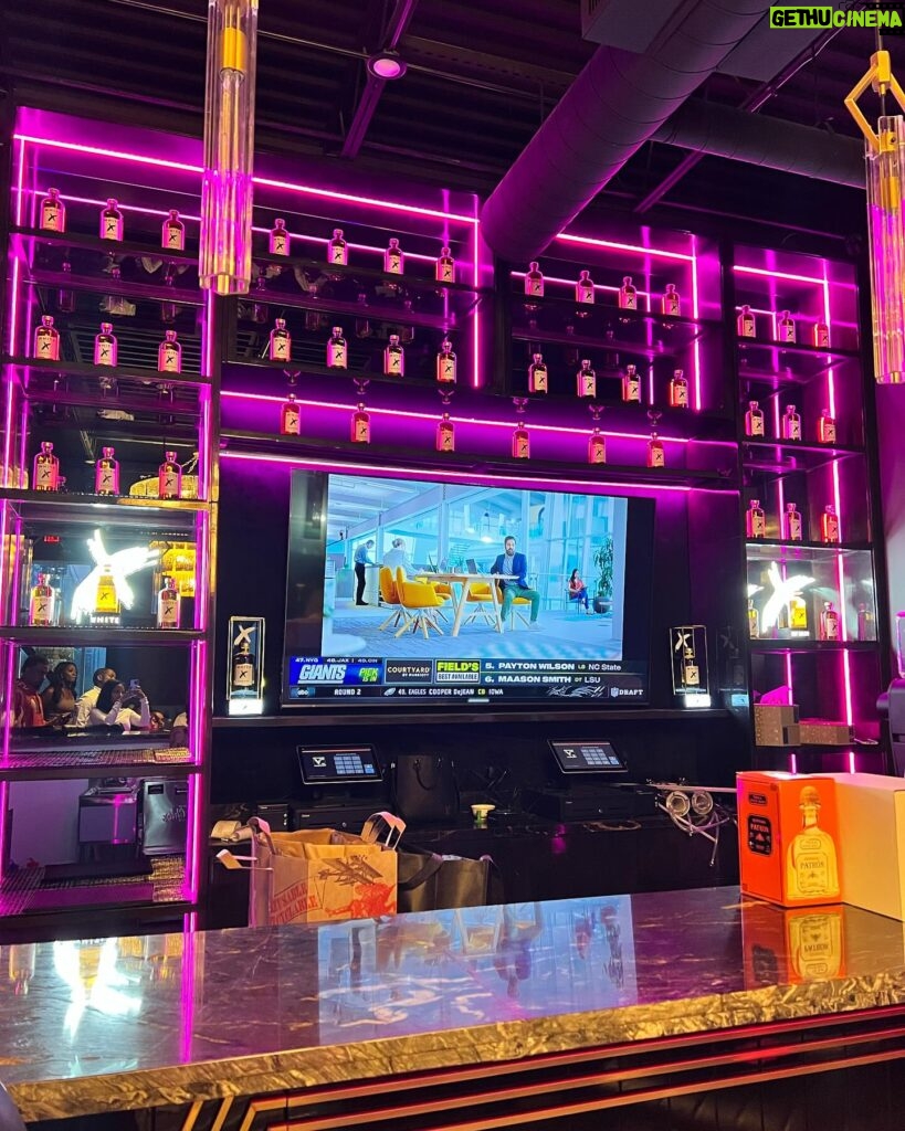 Quavo Instagram - @v12restaurantatl Is Officially Open Located in the heart of ATLANTA Elevating the way we EAT socialize and watch sports! Pull Up Tell Em Satchamo sent ya!
