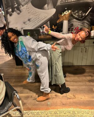 Quen Blackwell Instagram - IT’S TWIN NEM (sza)

your show was incredible and I am so greatful to know such an amazing person like you. I love you and I admire you.