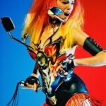 Quen Blackwell Instagram - me and beyoncé in the same costume…? ICONIC. ( I’m refrencing emma from the too funky music video wearing MUGLER) costume: @marta.del.rio mua: @loftjet hair: @fitchlunarhair