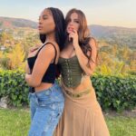 Quen Blackwell Instagram - now you’ve seen 2 pretty bestfriends.