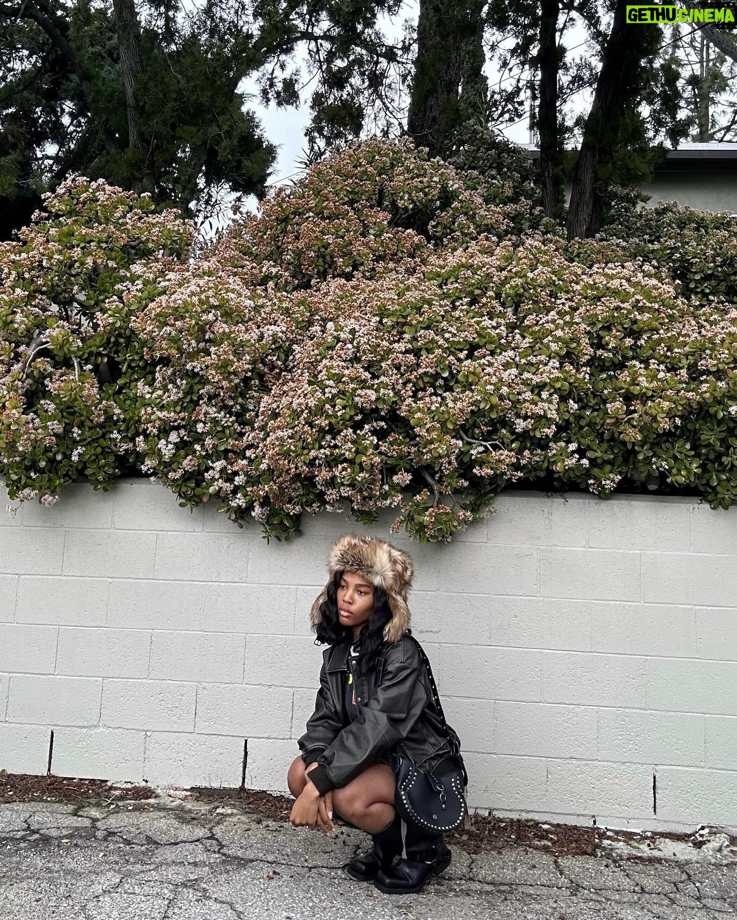 Quen Blackwell Instagram - idk why it’s so rainy in California @urbanoutfitters #UOPartner #UOCommunity