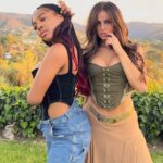Quen Blackwell Instagram - now you’ve seen 2 pretty bestfriends.