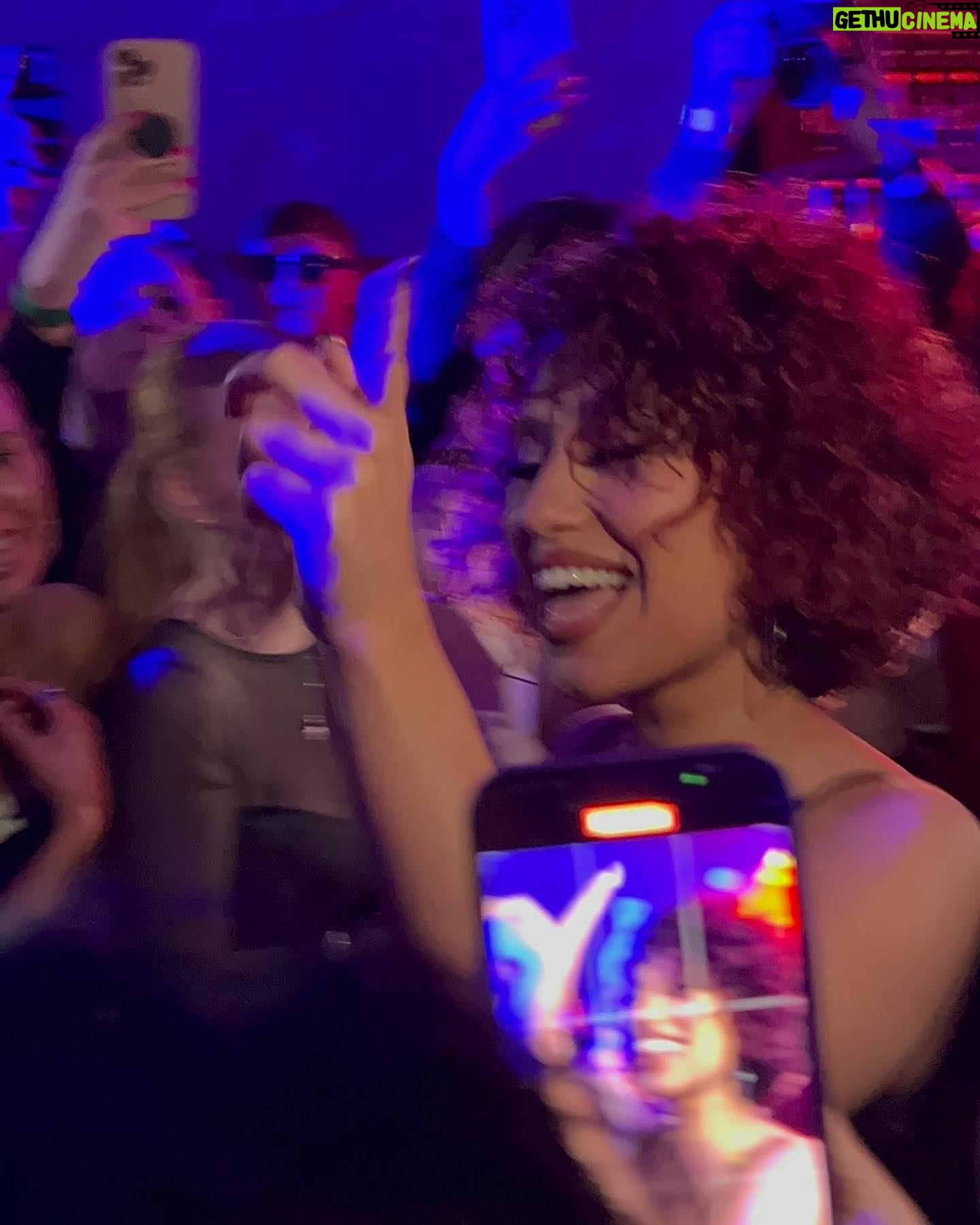 RAYE Instagram - Life has been a beautiful blur recently. I am so moved by all the love for My 21st Century Blues so far. ๐ฅบ๐ซHere is a photo dump ๐ธ๐also my sold out album tour starts tomorrow ๐น๐ค๐ท๐ฅน๐ญ Lots of love ๐ซ๐ซ