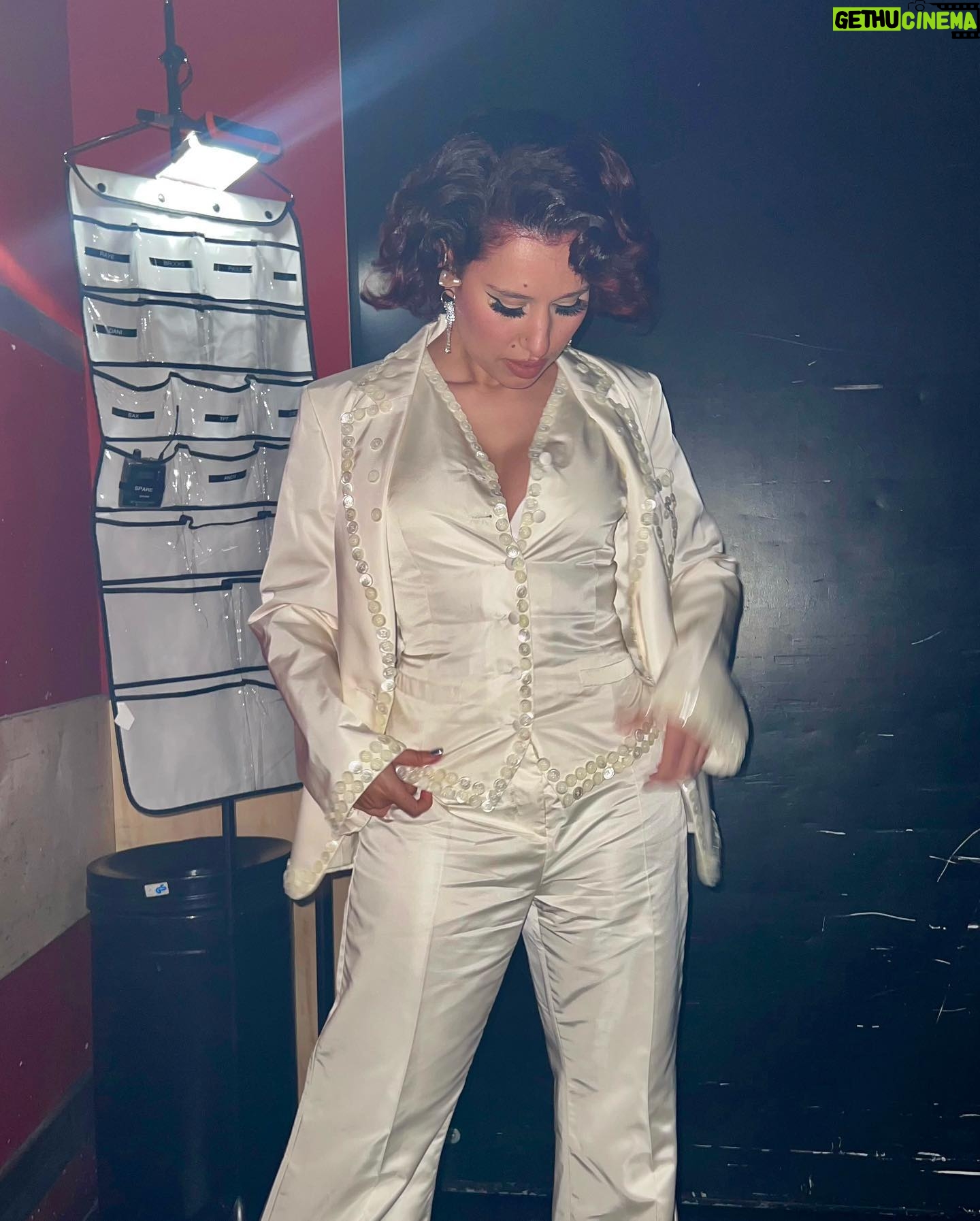 RAYE Instagram - My 21st Century Blues Tour 🥹 I have to say a wholesome thank you to my @nigo and the whole @kenzo team for creating my tour wardrobe of dreams, you poured so much heart and detail into these pieces, and to my stylist @lgrovesss for pulling it all together ♥️🫀