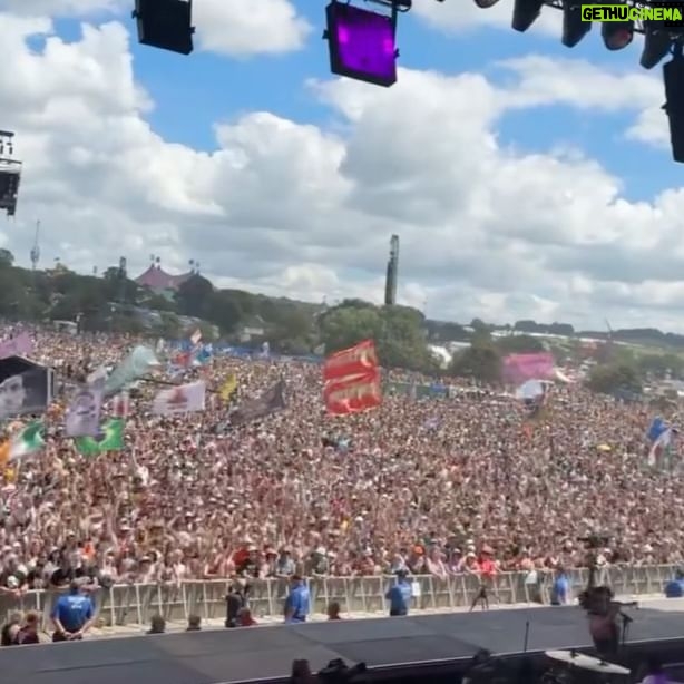 RAYE Instagram - How can I ever recover, 60,000 people came to watch us at Glastonbury’s Pyramid stage, followed by our surprise set at the BBC Introducing stage which was somehow just as magical 🫀🫀🫀🫀🫀 Thank you to my team 😭 and to @off____white for my beautiful dress GOD IS GOOD 😭