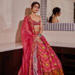 Raashi Khanna Instagram - Possessed by the spirit of good taste and maybe a mischievous ghost.! 👻 #baak trailer launch in @toraniofficial Jewelery @motifsbysurabhididwania Styled by @vasudhaguptaa Makeup by @makeupbyshefali.s Hair by @zoequiny.hair 📸 @arifminhaz