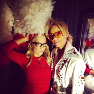 Rachael Harris Instagram - Happy Birthday @_cherylhines 🥳🎉 You make everything and everyone sunnier, sweeter and funnier💛 
If you ever leave me I’m going with you! Yay! 
Henry, Otto .. my entire family loves you lady. Have the most beautiful day. 🎂🙏❤️