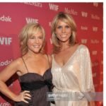 Rachael Harris Instagram - Happy Birthday @_cherylhines 🥳🎉 You make everything and everyone sunnier, sweeter and funnier💛 If you ever leave me I’m going with you! Yay! Henry, Otto .. my entire family loves you lady. Have the most beautiful day. 🎂🙏❤️