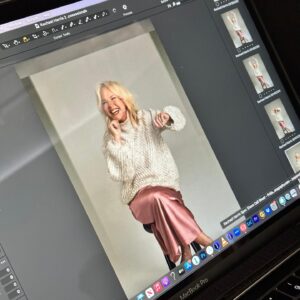 Rachael Harris Instagram - A glimpse of what’s to come ..