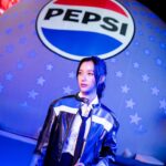 Rachanun Mahawan Instagram - 💙 ขอบคุณ @PepsiThai ที่ชวนฟิล์ม มาร่วมงานเปิดตัวความซ่าครั้งใหม่ของเป๊ปซี่ 2024 ในงาน PEPSI INTO THE NEW ERA ด้วยนะคะ เปิดโลกยุคใหม่ไปพร้อมเป๊ปซี่กับ IMMERSIVE GLOBE 360 Visual & Sound Interactive จัดเต็ม แสง สี เสียงและยังมีงาน Interact ให้ไปลองเล่น มาเปิดโลกยุคใหม่เหมือนฟิล์ม กับเป๊ปซี่ ซ่าหน่อยมั้ย? กันเยอะ ๆ น้าา รีบมากันนะเพื่อนๆ ครั้งเดียวเท่านั้น พลาดไม่ได้ ตั้งแต่ 25 กุมภาพันธ์ - 3 มีนาคม 2567 ที่ลานเซ็นทรัลเวิลด์ จองบัตรผ่าน LINE @Pepsi ไม่มีค่าใช้จ่าย #PEPSIINTOTHENEWERA #เป๊ปซี่ซ่าหน่อยมั้ย