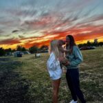 Rachel Ballinger Instagram - Get ready, Sunset, go! 🌅