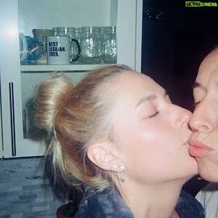 Rachel Ballinger Instagram - October November on film 🥰