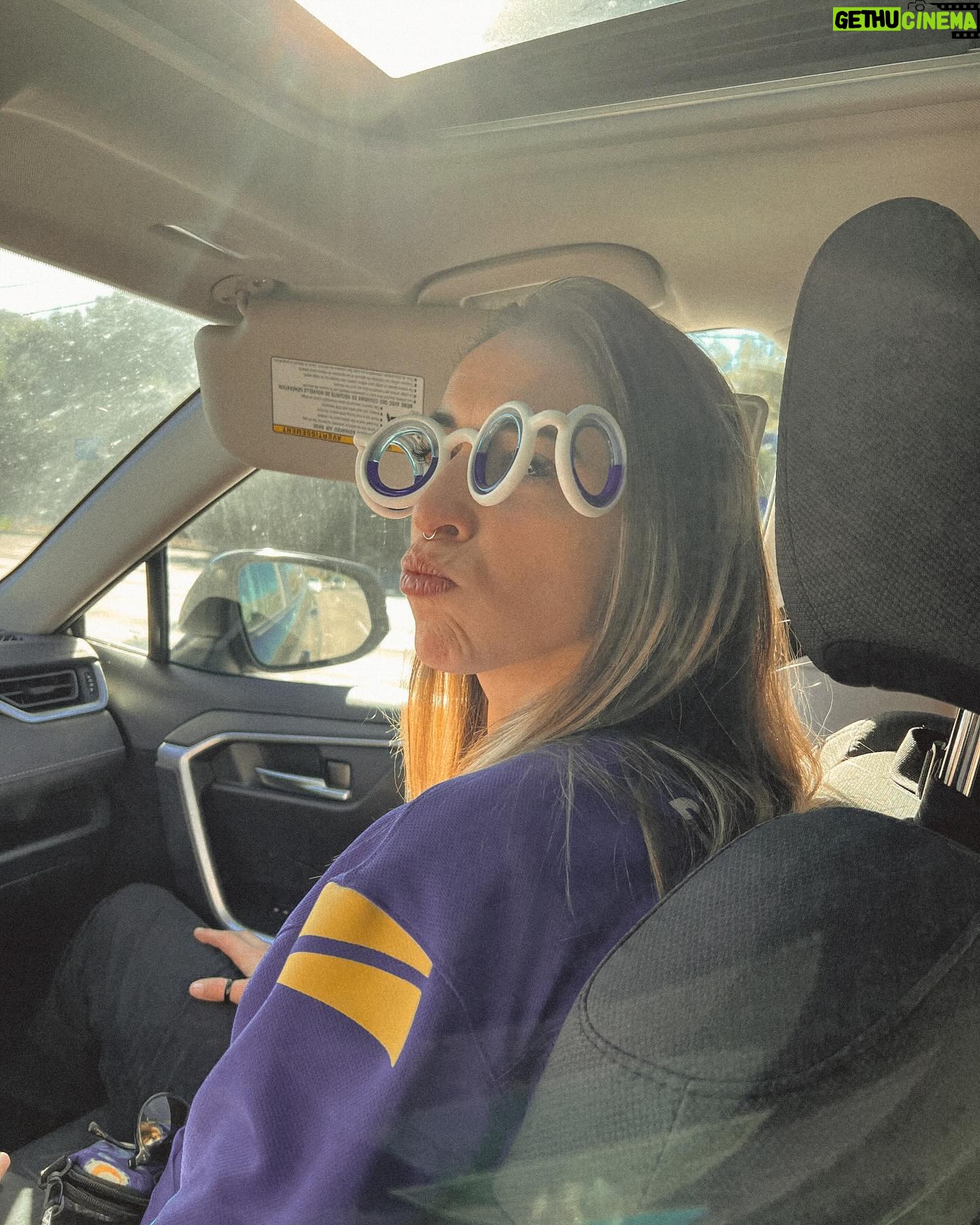 Rachel Ballinger Instagram - AHHHHH I LOVE SPORTS