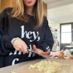 Rachel Bilson Instagram - Tried the tongue out onion chopping trick, I’ll give it a 6. Worked for the first half of onion, second half it was seeping in… #themoreyouknow