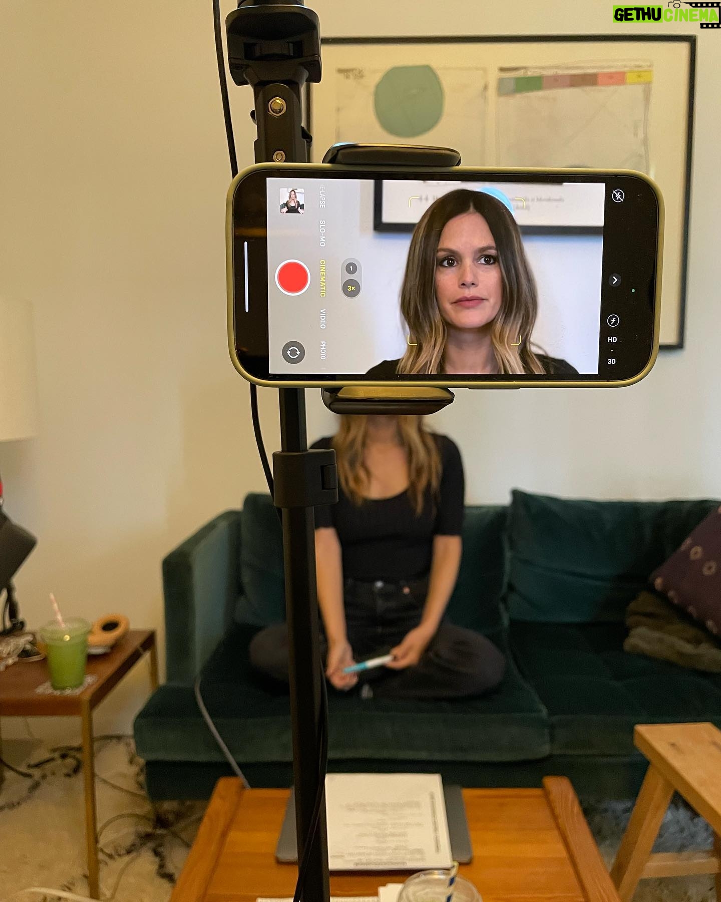 Rachel Bilson Instagram - Do you ever just feel…disconnected