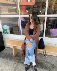 Rachel Bilson Instagram - When the pic looks like a pose ➡️