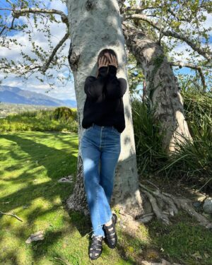 Rachel Bilson Instagram - Tree Pose

@fredasalvador 🖤