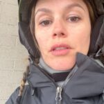 Rachel Bilson Instagram - Weekend summary, eat shit…try skiing 🏂 🎿