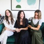 Rachel Bilson Instagram - No fun at all with this beauty @abigailspencer check out the new episode of @broad_ideas_pod link in bio! Also check out @countylineflorals 🌸