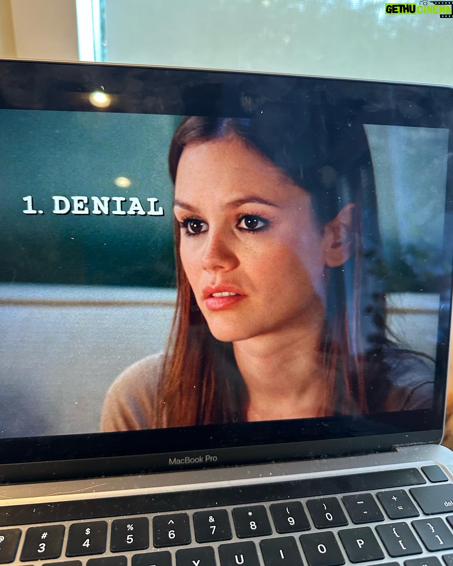 Rachel Bilson Instagram - Stages of grief with Summer, today on #welcometotheocbitches (happy Valentine’s Day?)