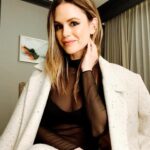 Rachel Bilson Instagram - 2023…a year of getting dressed. Here’s to being clothed in 2024! Happy New Year 💫