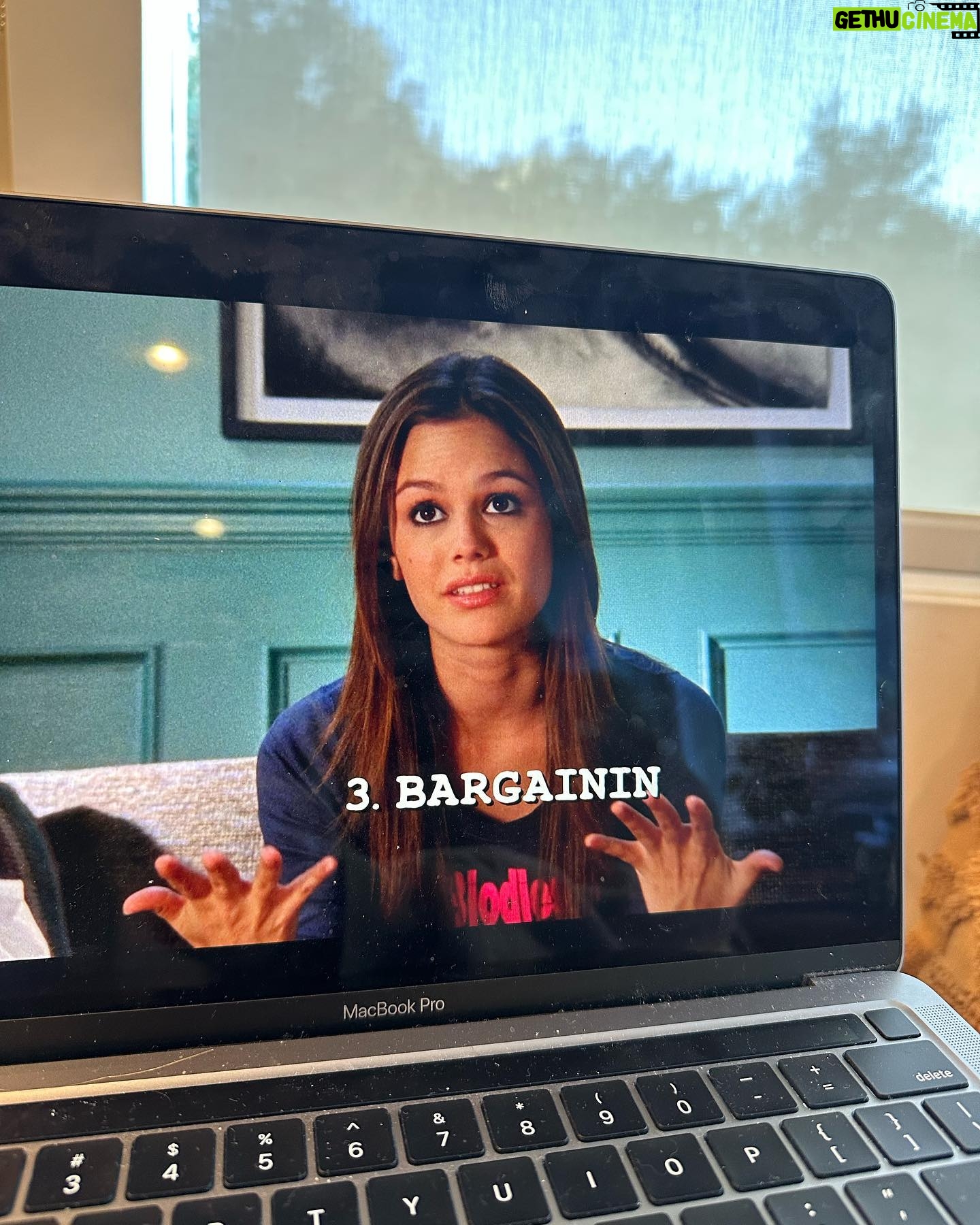 Rachel Bilson Instagram - Stages of grief with Summer, today on #welcometotheocbitches (happy Valentine’s Day?)
