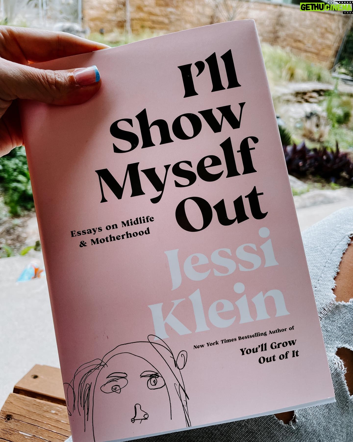 Rachel Hollis Instagram - This book is wonderful and @youracquaintancejessiklein is hilarious and you should definitely add it to your TBR pile 😘