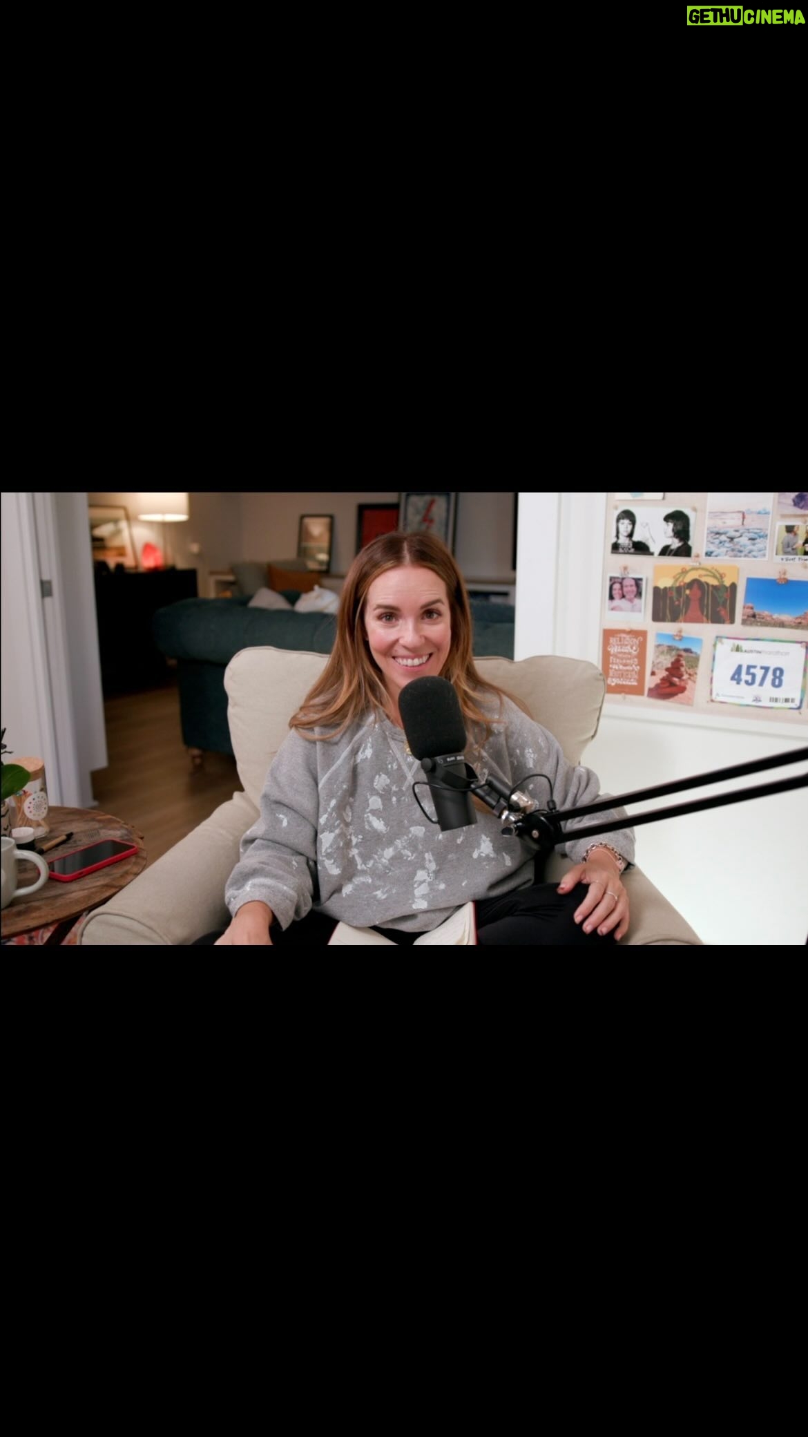 Rachel Hollis Instagram - EP 374: 5 Habits that Ensure PRODUCTIVITY and the ability to stay laser focused on the goal. Everything from how I structure the first couple hours of the day to what time of day I do which type of work. Digging in on the podcast ๐๏ธ