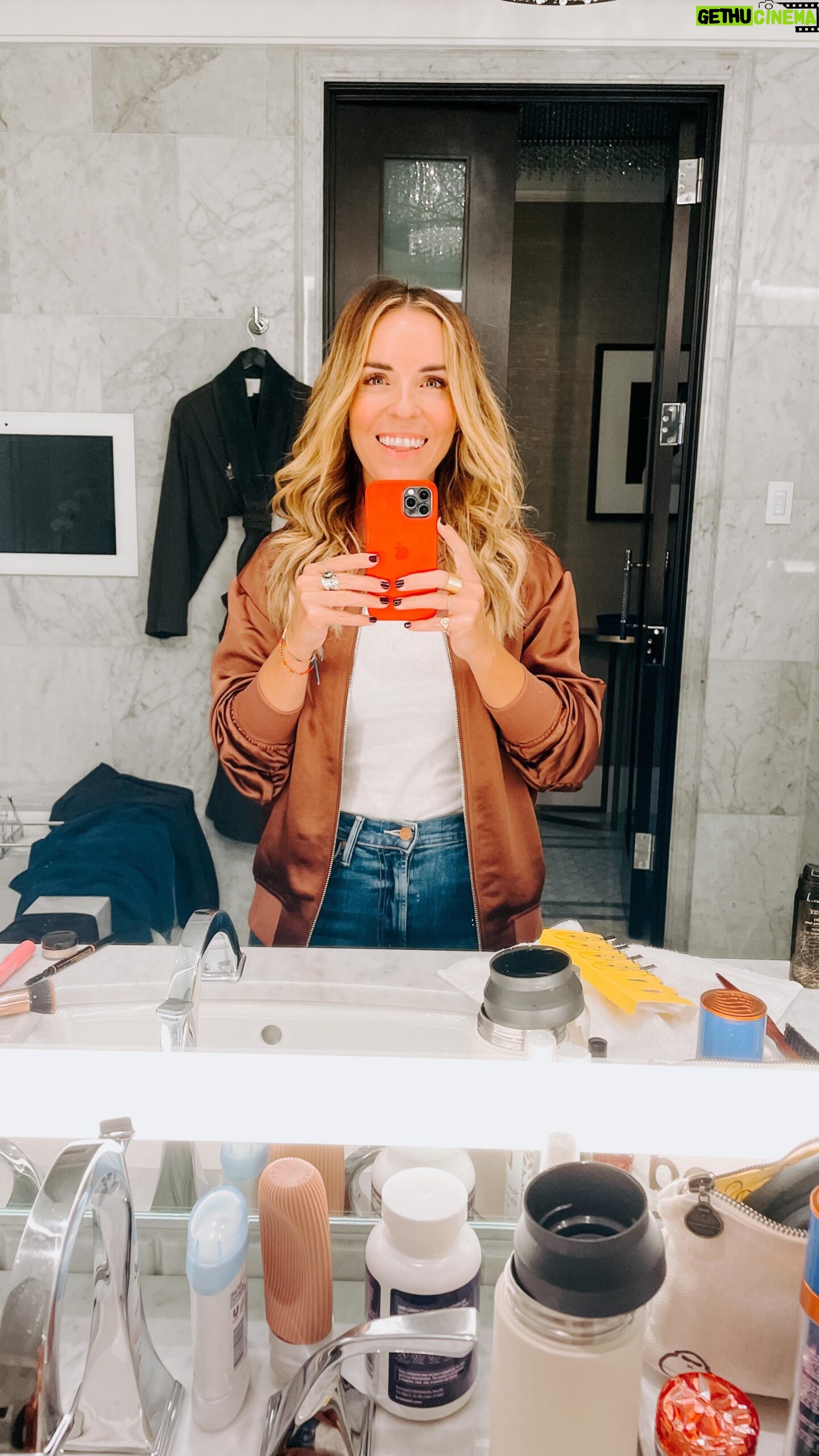 Rachel Hollis Instagram - Thank you HOUSTON!!! Y’all came out in the rain, y’all played Tuesday night like a Saturday night. Y’all were awesome and I’m so grateful for the hang!!! DALLAS is tomorrow and we’re gonna make a Thursday night feel like two Saturdays and a Sunday. See you there!!!