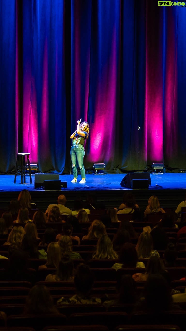 Rachel Hollis Instagram - SAN DIEGO 🤩 We had a DJ. We had a dance party. We sang Lil’ Jon. We talked about bikini waxes and boobs and about my stretch marks. A lot. We laughed and laughed and laughed. What a freaking blast!! Thank you for coming out to hang with me, I love you guys so much! Next cities on tour?? Announcing tomorrow 👀