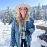 Rachel Hollis Instagram - Mountain Mama 🏔️
