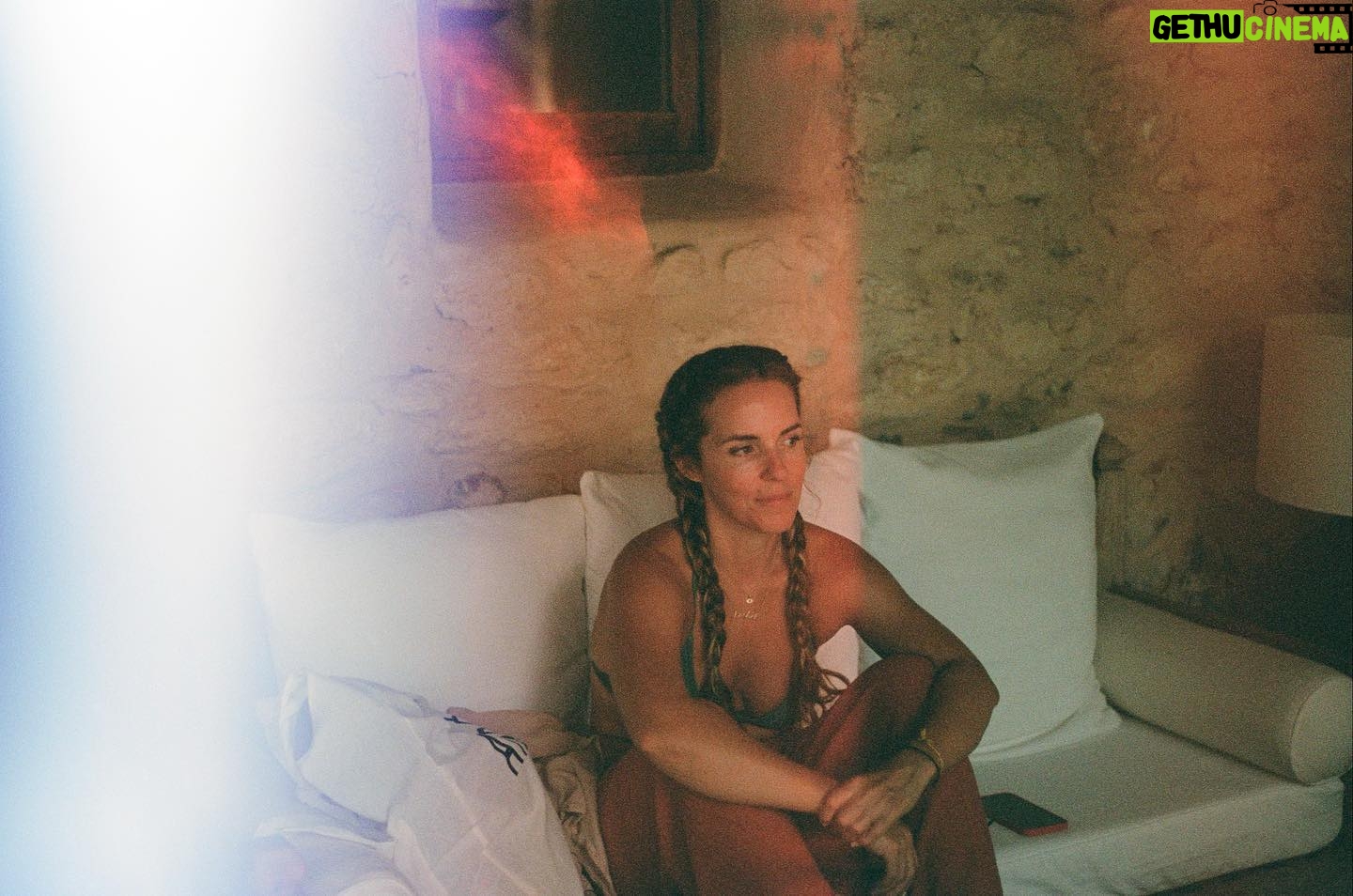 Rachel Hollis Instagram - the last of summer. on film.