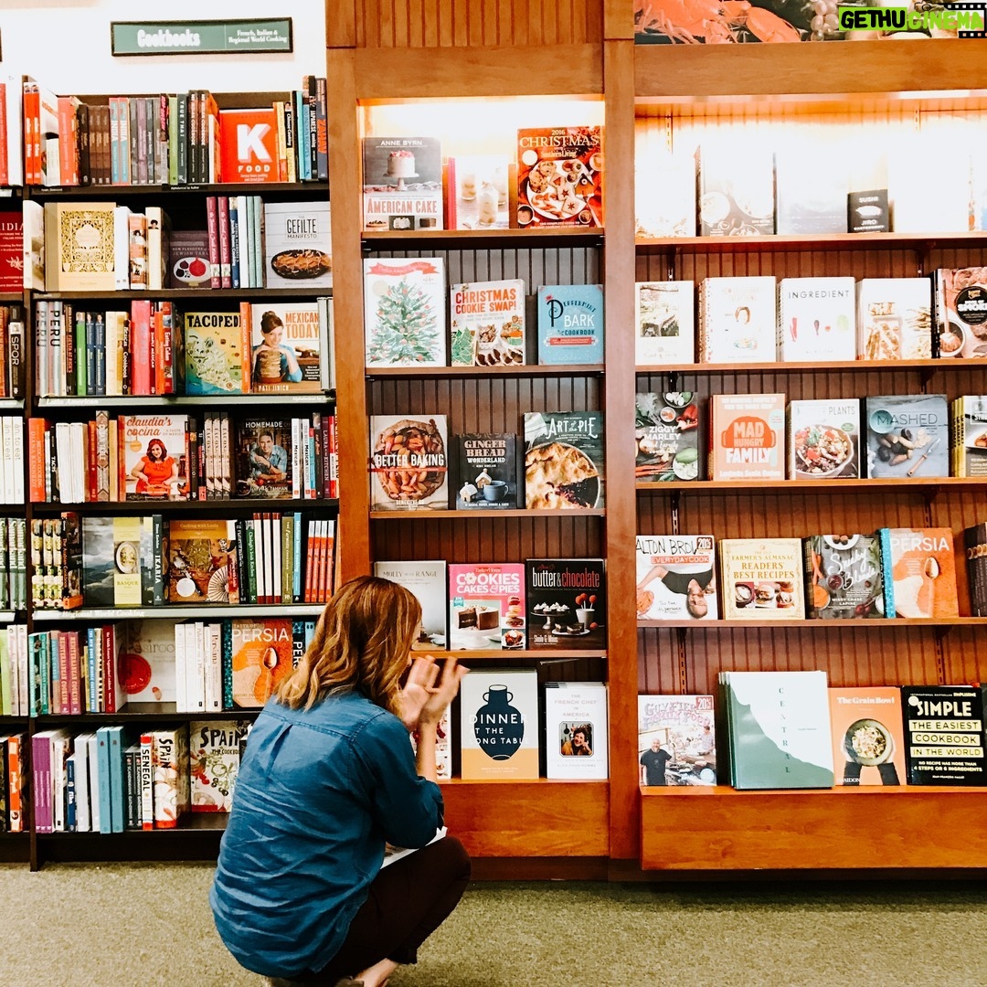 Rachel Hollis Instagram - This shot is from 2016. It's me, crumpled on the floor of @barnesandnoble crying because --for the first time ever-- I was looking at MY book on the shelf of a bookstore. My first book was self-published and the three after that were through Amazon so I'd never actually been able to walk into a store and see my book on the shelf. When it finally happened, I UGLY-CRIED. Books have always been one the most special relationships in my life... as a life-long book nerd, I still can't believe I actually get to write them and that people read the words. Today is #nationalbooklovers day and I just wanted to write to any fellow book nerds who dream of holding their own book in their hands-- keep going. It took me a decade to finish my first book. It took me self-publishing that book (that no publisher wanted) to hold my first book in my hands. It took 5 books to see one on the shelf. It took 6 books to have a bestseller. For most of us, the journey to publication is a very long (and sometimes lonely) road. Do it anyway. Write because you love it. Write because your characters deserve a chance to live. Write the words you needed when you were younger. Write and write and write and keep going.