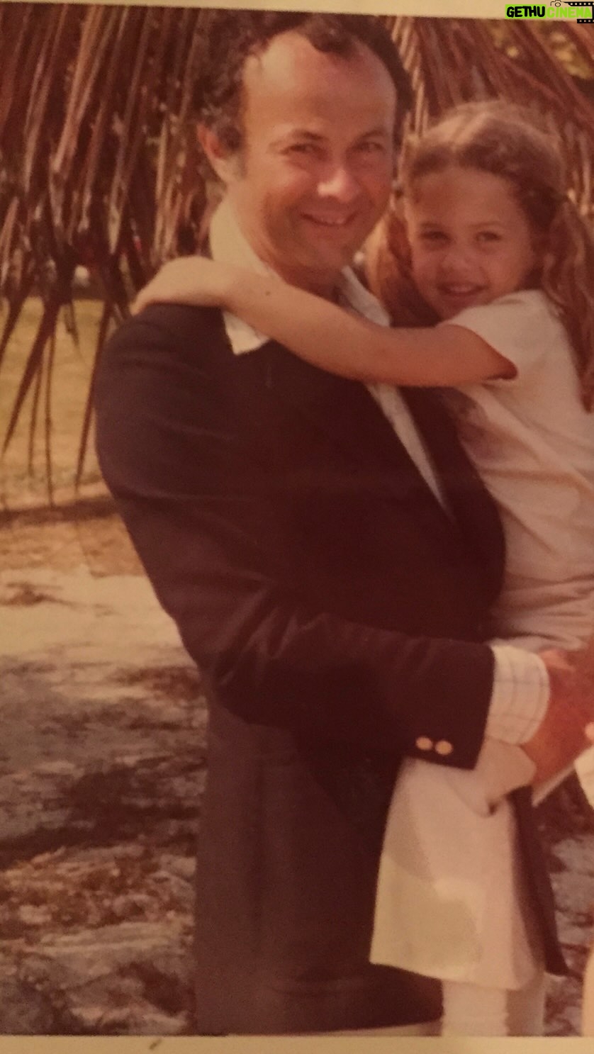 Rachel Zoe Instagram - Happiest 86th Birthday to the best of the best ❤️ The most inspiring role model for all of us and the G.O.A.T of girl dads and grandpas 🙏🏻I am the luckiest to be loved by you. Keep on living your best life and showing us how it's done. I love you always and forever. And yes #familyiseverything 🎂❤️🥂this is #86 #girldad #daddysgirl