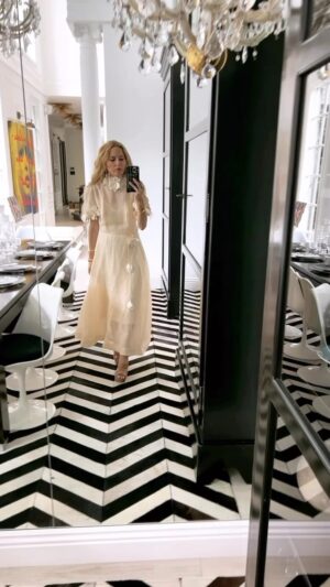 Rachel Zoe Instagram - In a rare moment I step outside of my 70s sequined disco self 👗 @zimmermann #lady 🌸