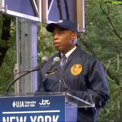 Rachel Zoe - 32K Likes - š thank you @nycmayor I am watching this on repeat and endlessly grateful for your light. "We are NOT alright" and no one should be alright when thousands of innocent civilians ANYWHERE in the world are the victims of war.