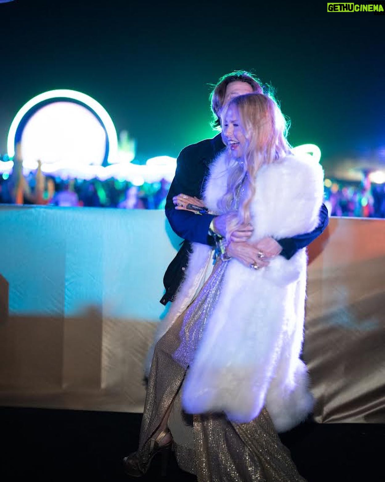 Rachel Zoe Instagram - How night 1 of @coachella weekend started @nylonmag party and how it ended with my favorite life date β€οΈ @rbermanus ..ππΊπͺ© π₯