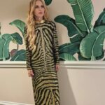Rachel Zoe Instagram - Pulled out a favorite vintage #Halston from the archive for the best Oscar night always @guyoseary @madonna @gucci and forgot to post… life is so crazy and fast right now I’m just trying to catch up 🤪 but always reminded to be grateful for it all. 🙏🏻 🐅✨ 💎 @brionyraymondnewyork