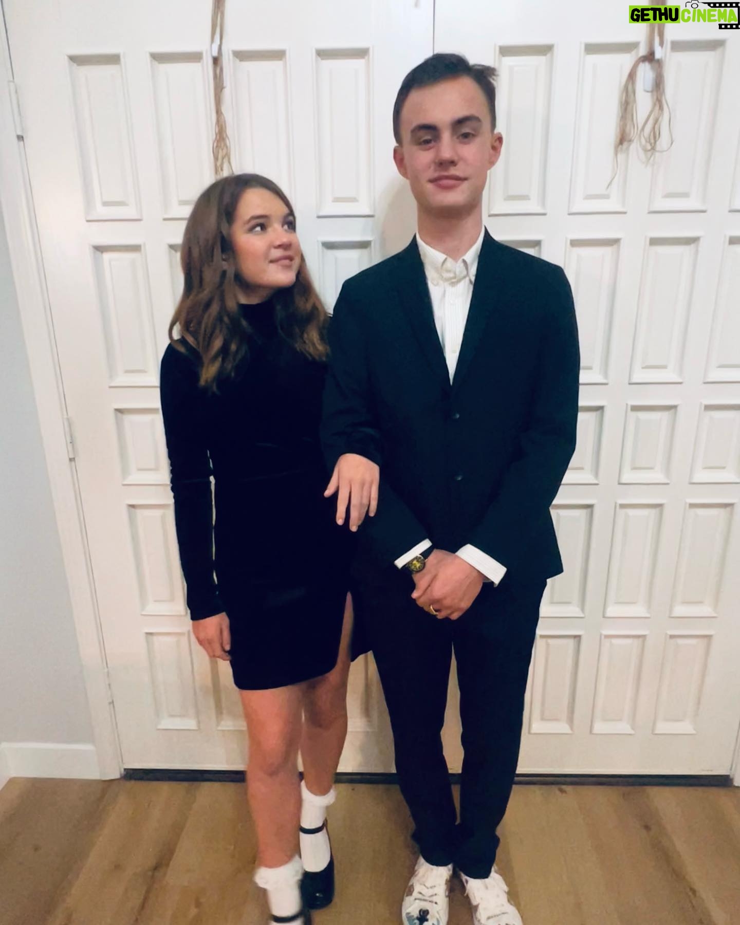Raegan Revord Instagram - Must be the season of the witch 👻🎃🔮🧙♀️